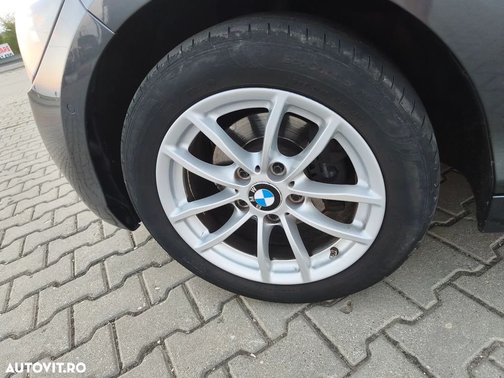 BMW Seria 1 118d Sport Line - 11