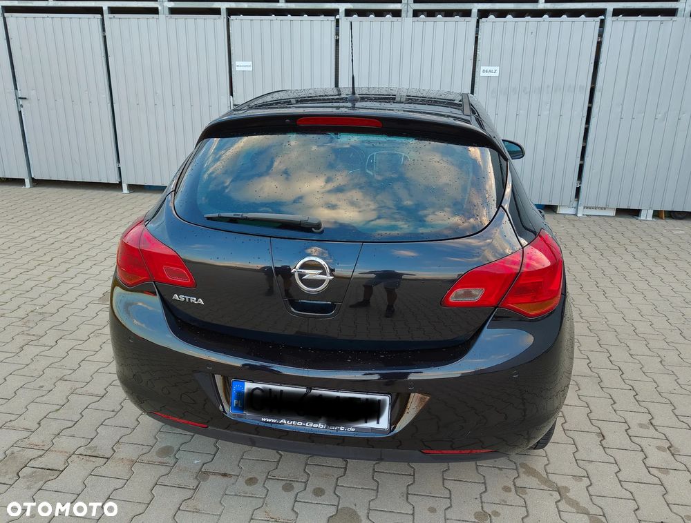 Opel Astra - 11
