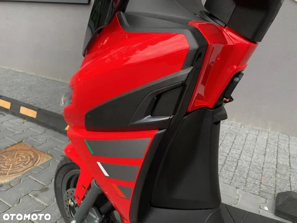 Aprilia Inny - 4