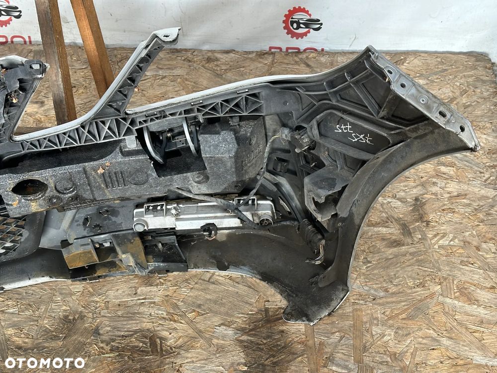 ZDERZAK PRZEDNI MERCEDES E-KLASA W212  PDC  775 - 8