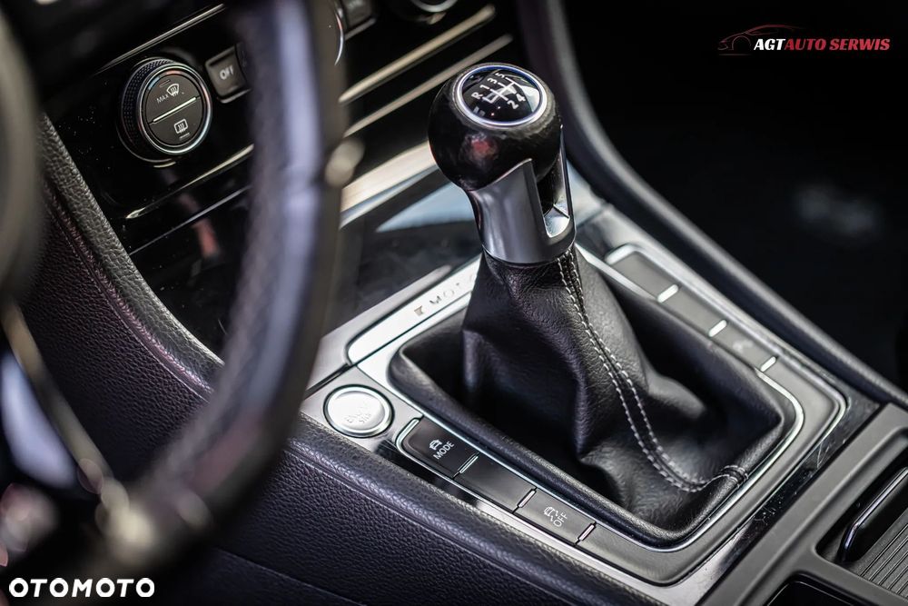 Volkswagen Golf R 4Motion (BlueMotion Technology) - 8