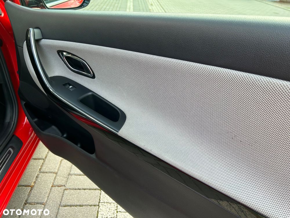 Kia Ceed 1.6 GDI Platinum Edition - 18
