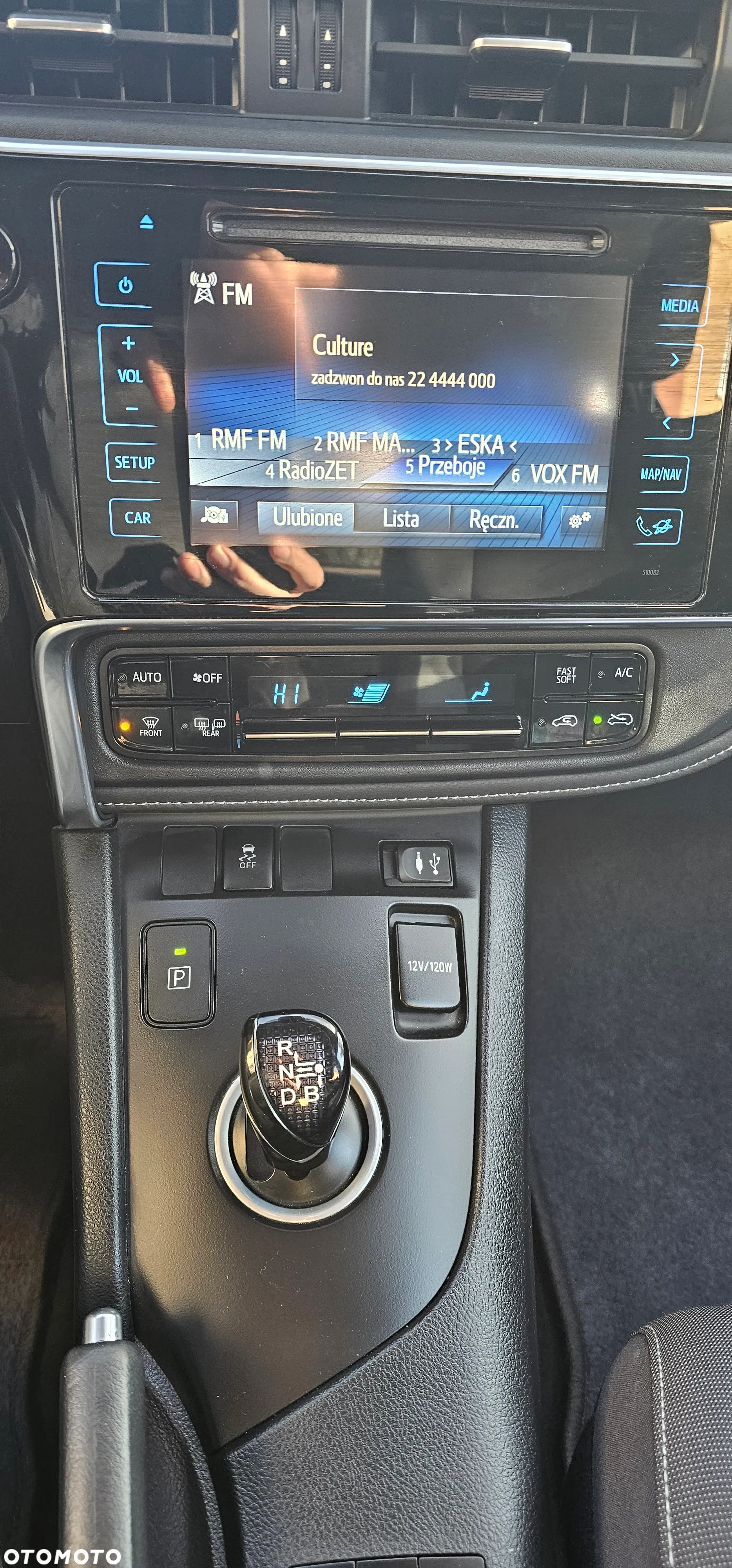 Toyota Auris Hybrid 135 Premium - 15