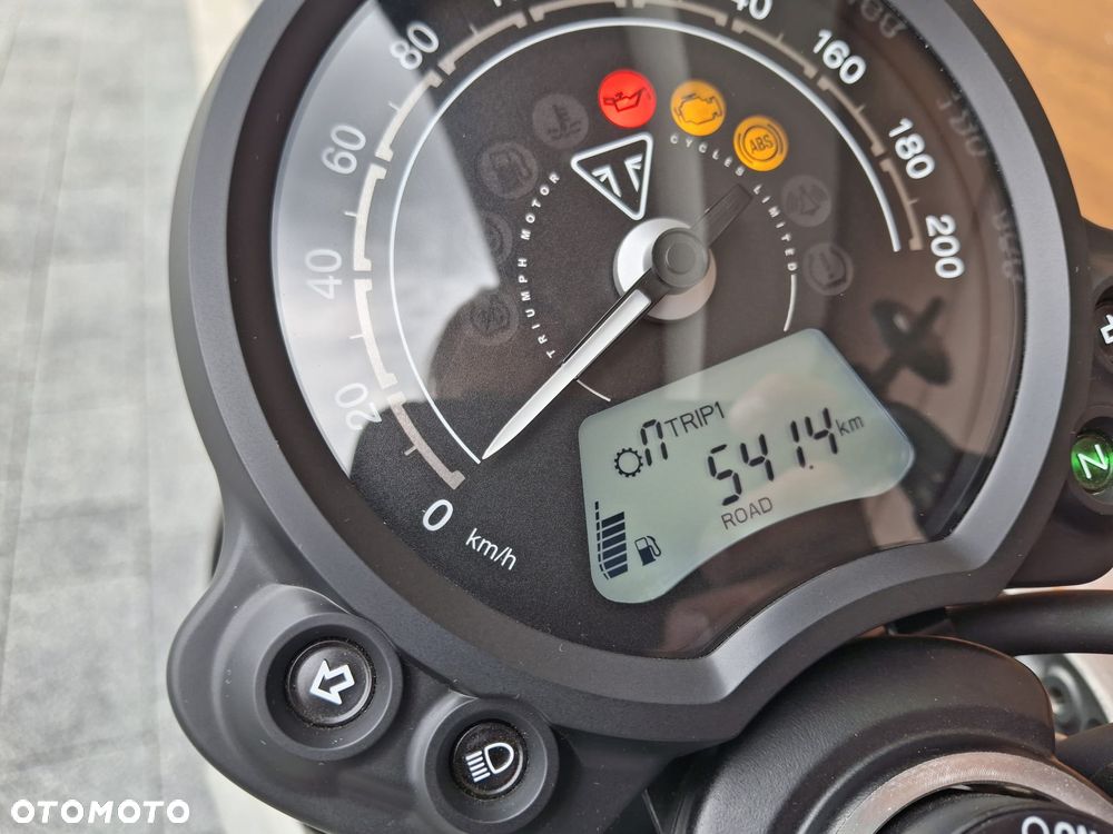 Triumph Speed Twin - 21