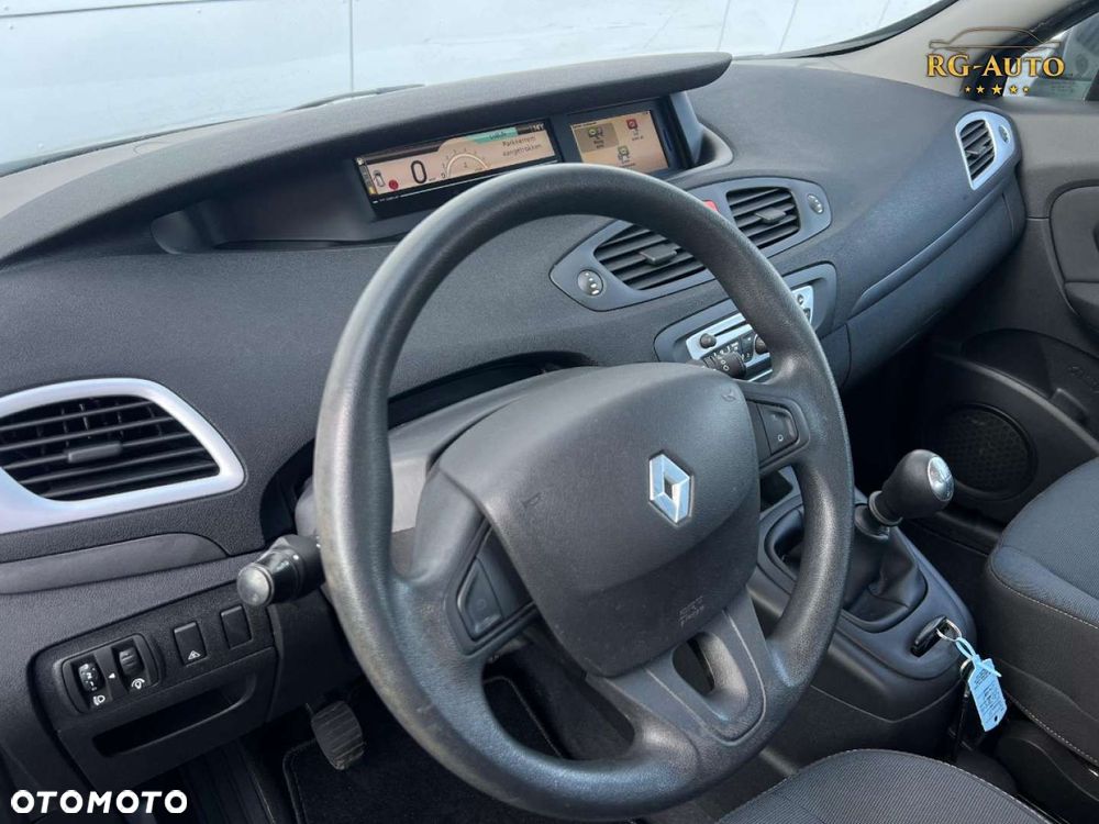 Renault Scenic - 27