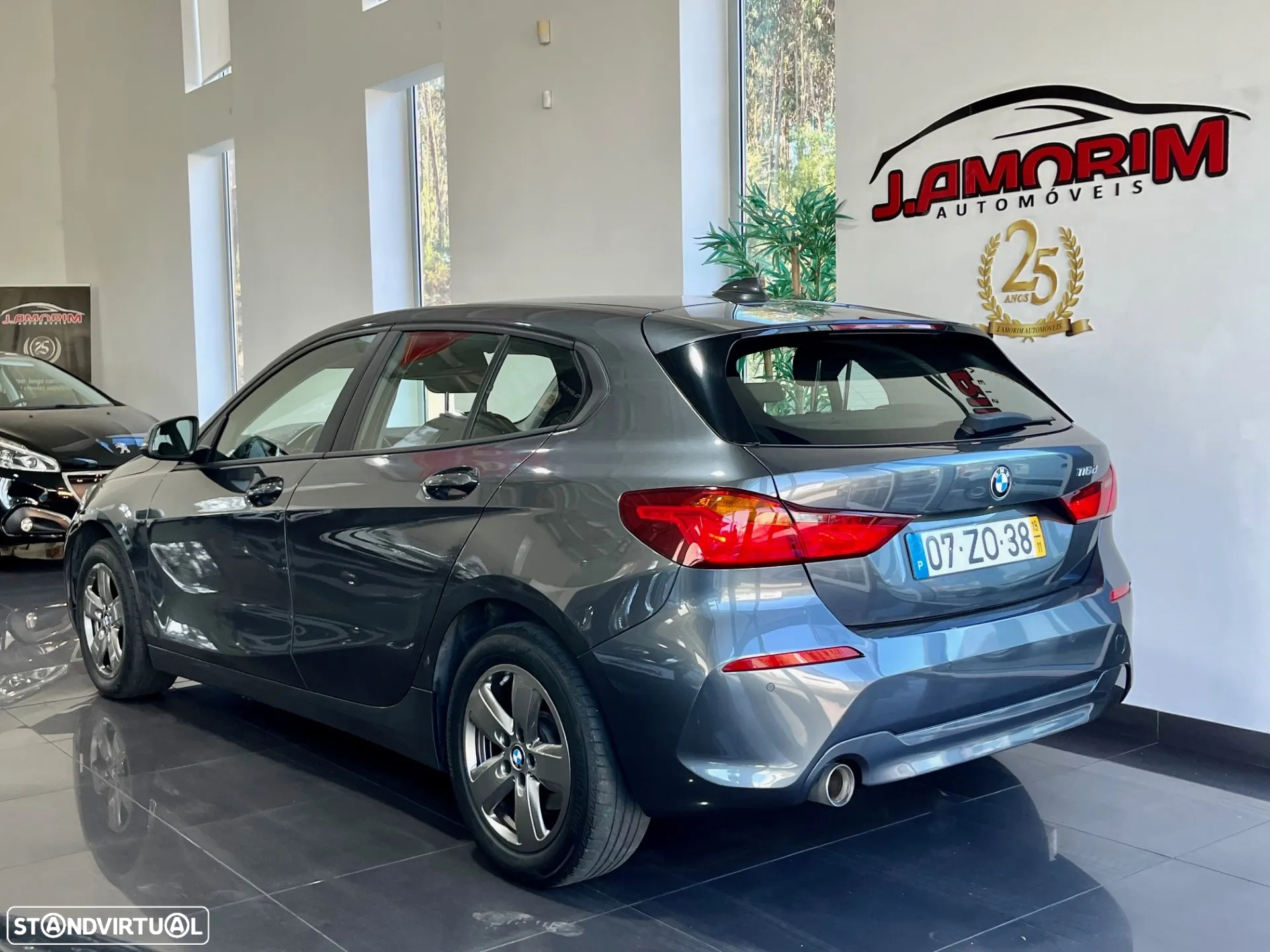 BMW 116 d Corporate Edition - 2