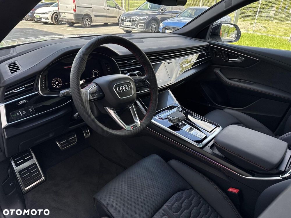 Audi RS Q8 - 9