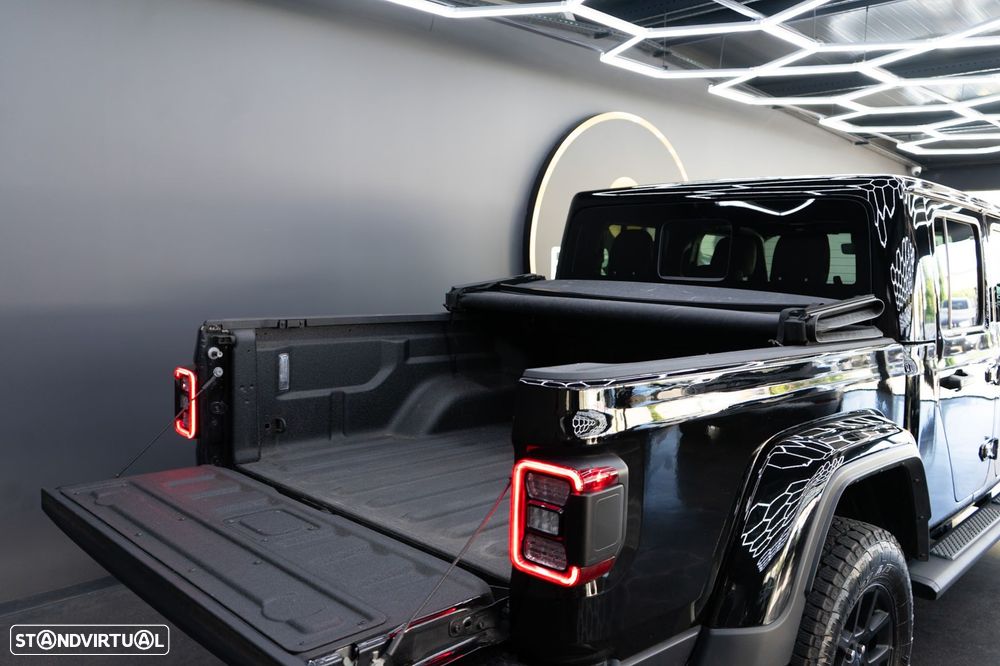 Jeep Gladiator 3.0 CRD Overland AT8 - 20
