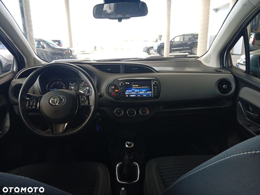 Toyota Yaris - 17