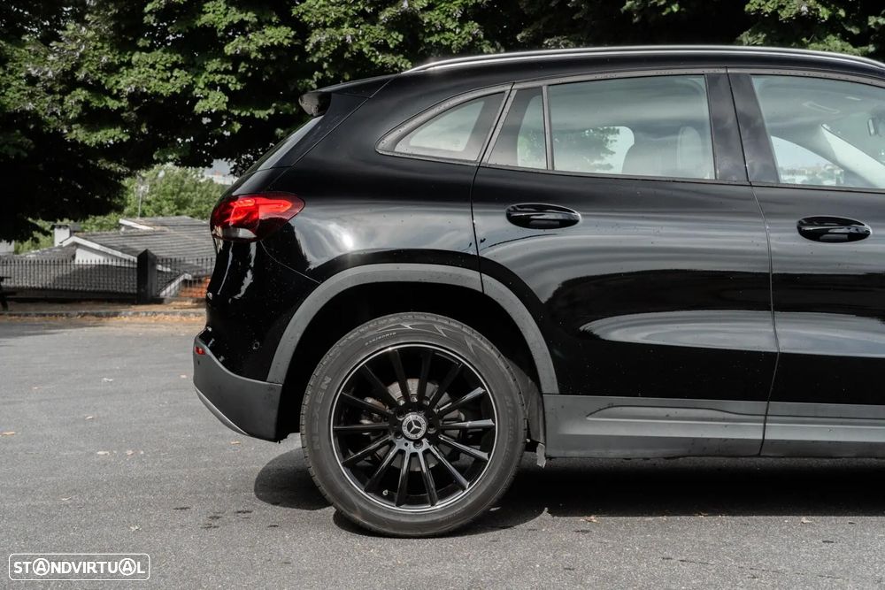 Mercedes-Benz GLA 180 7G-DCT Style - 33