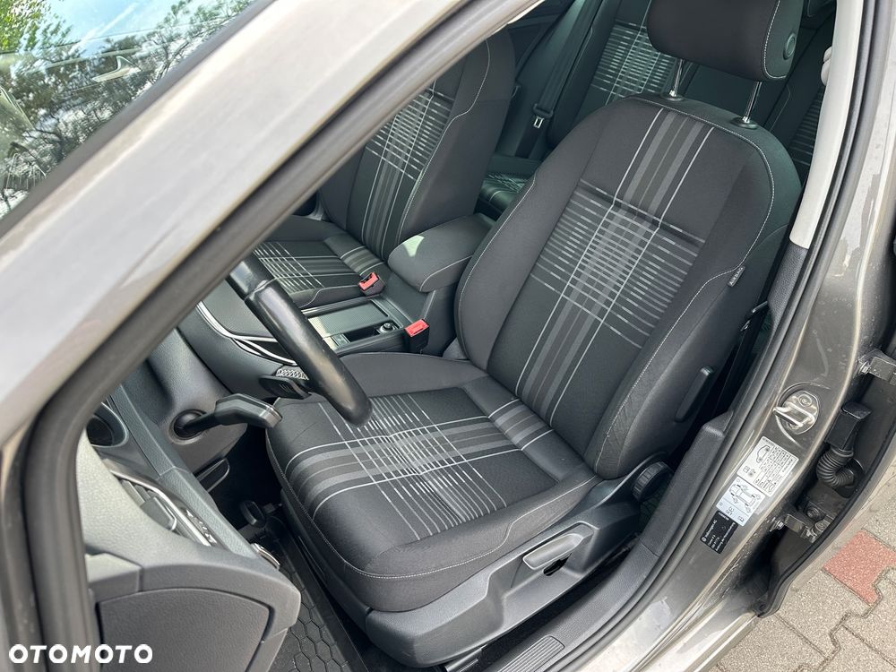 Volkswagen Golf 1.6 TDI BMT Highline DSG - 14