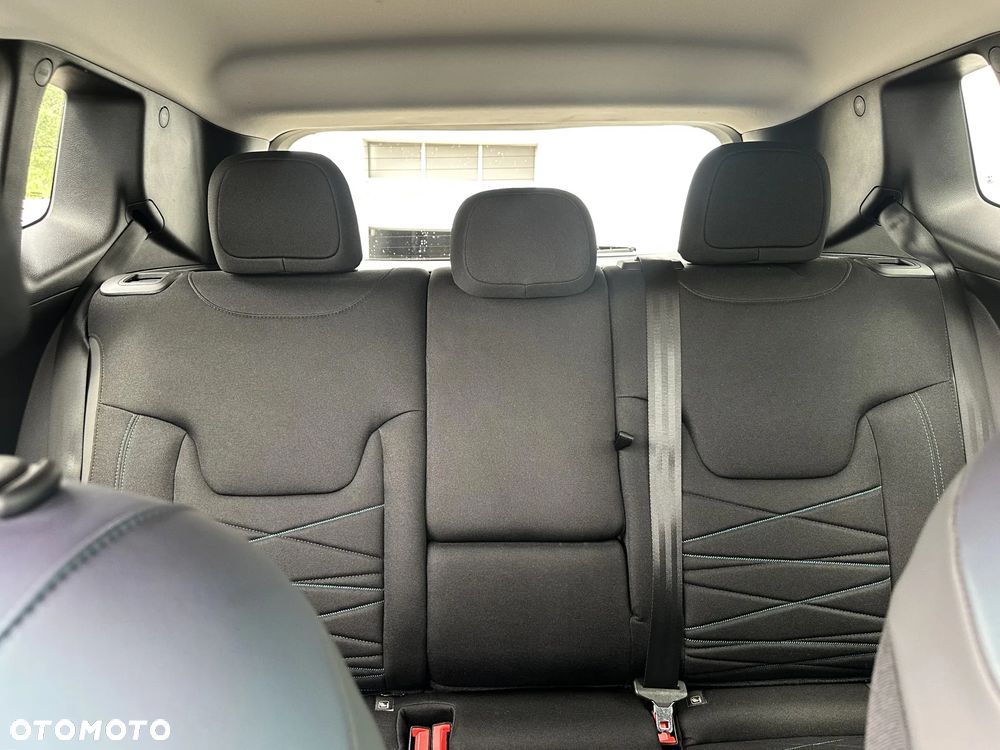 Jeep Renegade - 27