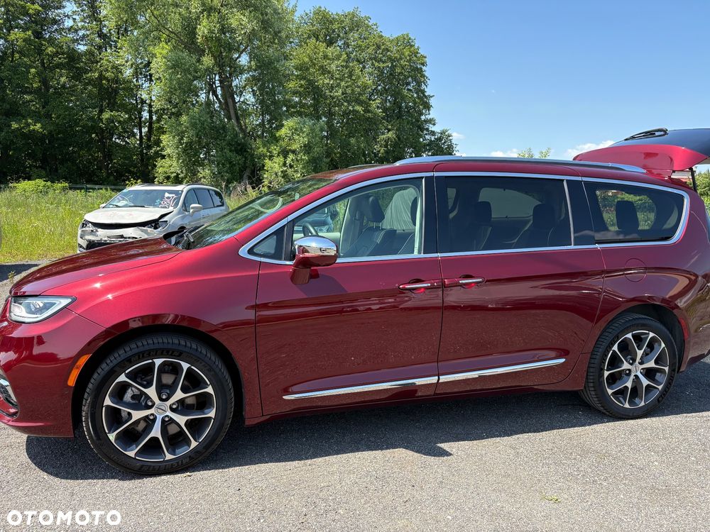 Chrysler Pacifica - 9