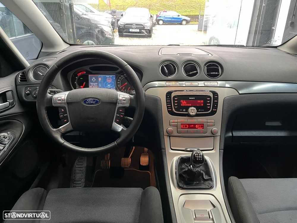 Ford S-Max 1.8 TDCi Titanium 7L - 15