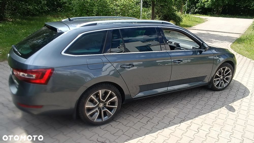Skoda Superb 2.0 TDI 4x4 Style - 38