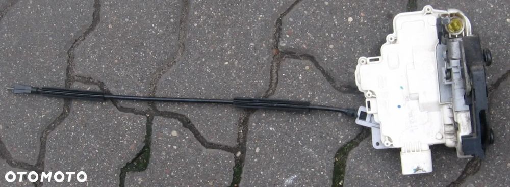 zamek drzwi lewych przód LEON II SEAT - 2