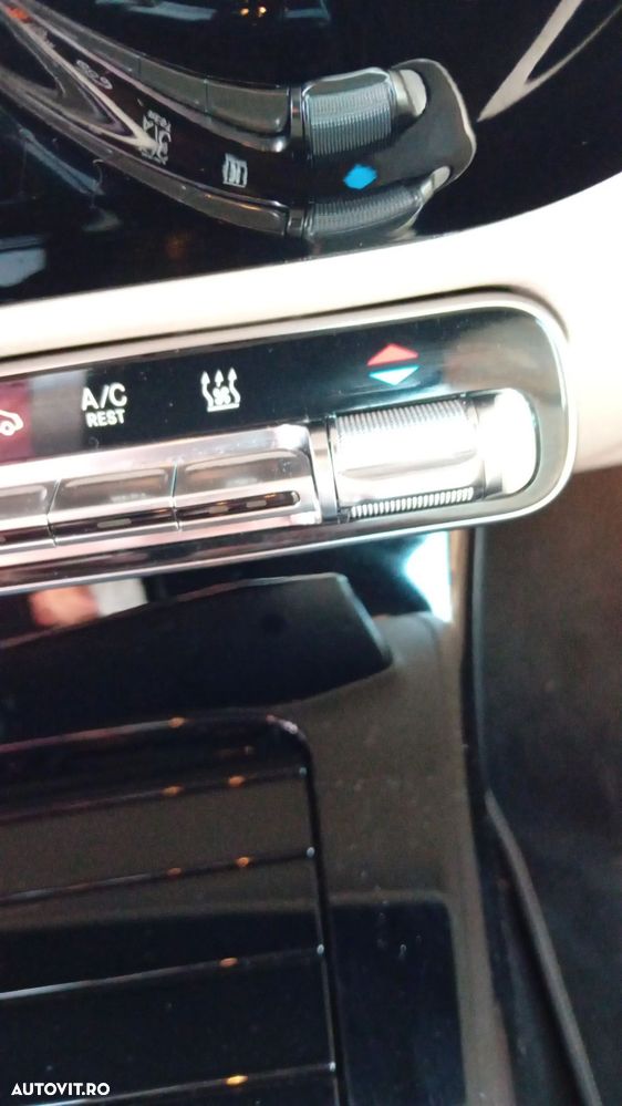 Mercedes-Benz CLA 250 - 12