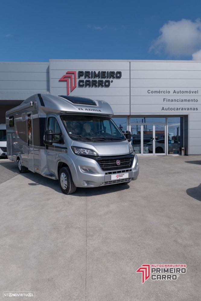 Adria Matrix 670 SBC 50 anos 5 lugares - 60