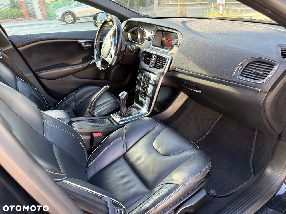 Volvo V40 - 8