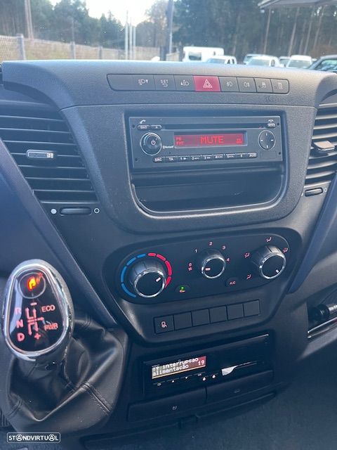 Iveco DAILY 50-180cv Caixa Automática - 8