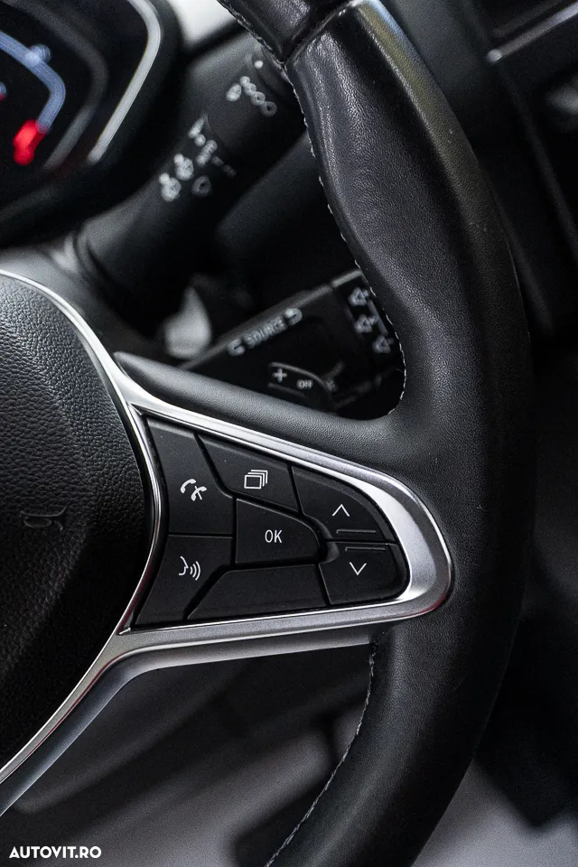 Renault Captur TCe Mild Hybrid 140 EDC GPF EVOLUTION - 24