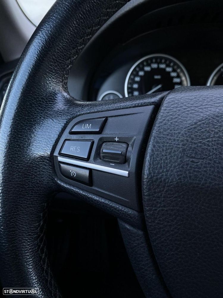BMW 520 - 21