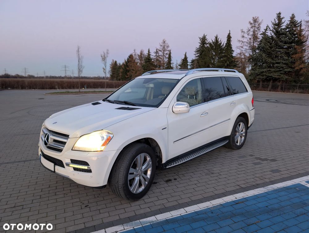 Mercedes-Benz GL 350 BlueTEC 4Matic 7G-TRONIC - 8