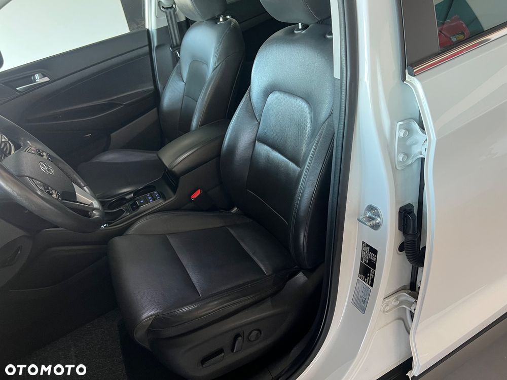 Hyundai Tucson - 12