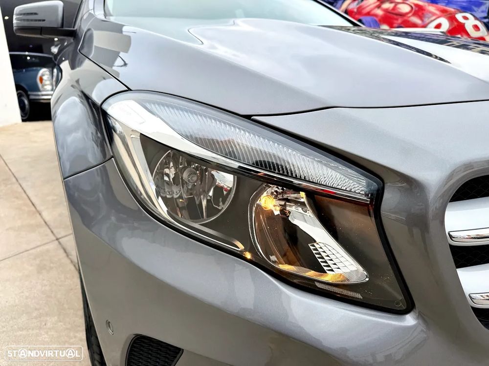 Mercedes-Benz GLA 180 CDI - 38