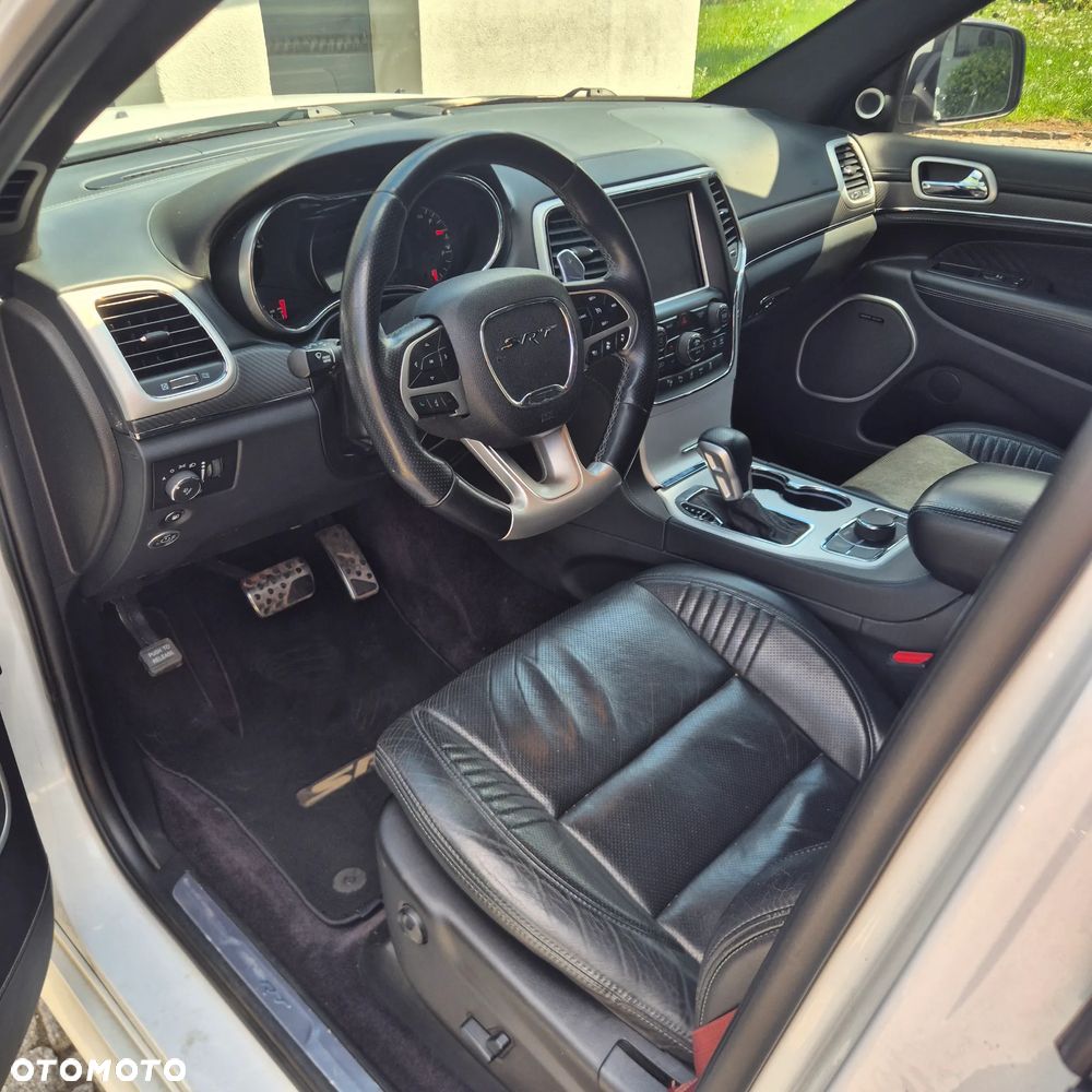 Jeep Grand Cherokee 6.4 V8 SRT8 - 11