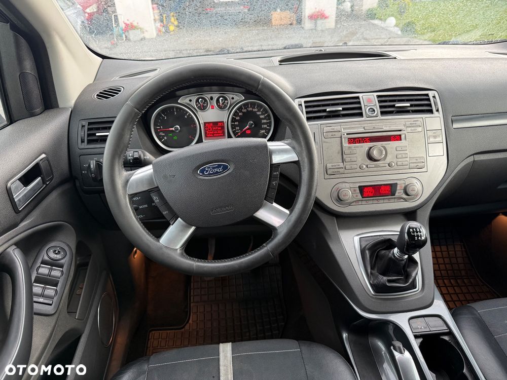 Ford Kuga 2.0 TDCi 4x4 Titanium - 9