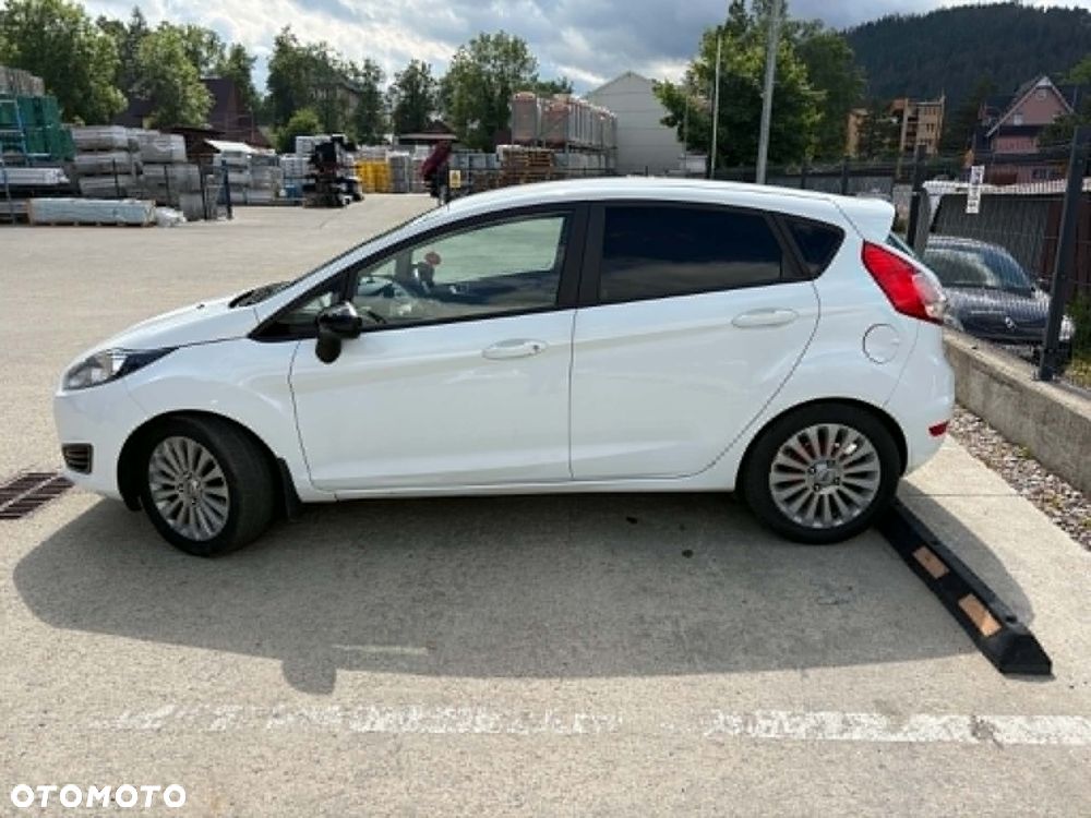 Ford Fiesta 1.4 Trend - 12