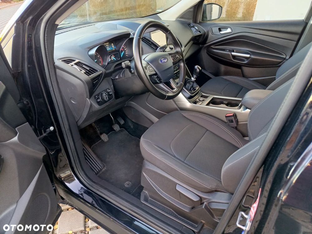 Ford Kuga 1.5 EcoBoost 2x4 Titanium - 7