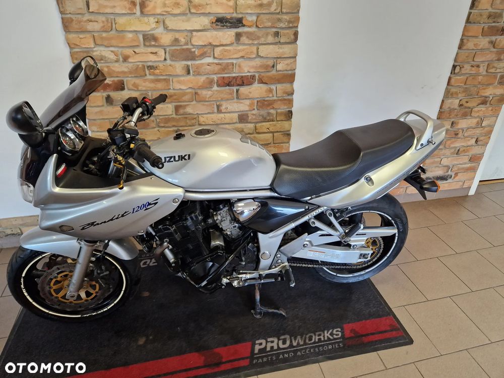 Suzuki Bandit - 5