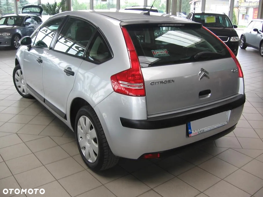 Citroën C4 1.4 16V Impress - 5