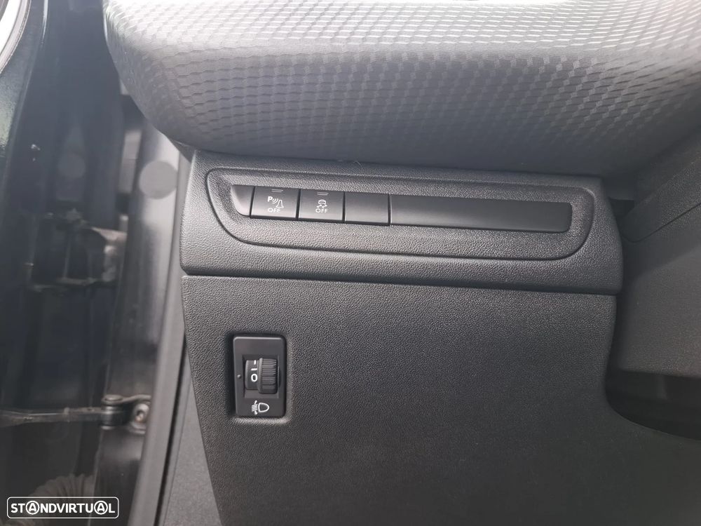Peugeot 208 PureTech 82 Start & Stop Style - 27