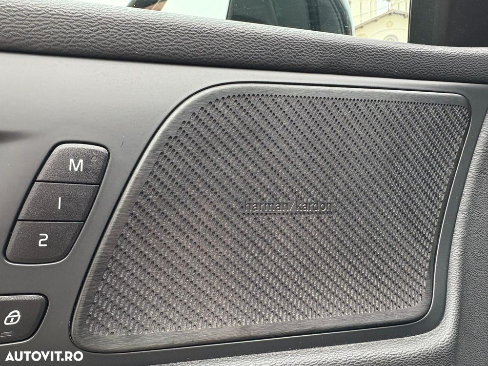 Volvo S60 T5 AWD R-Design - 24