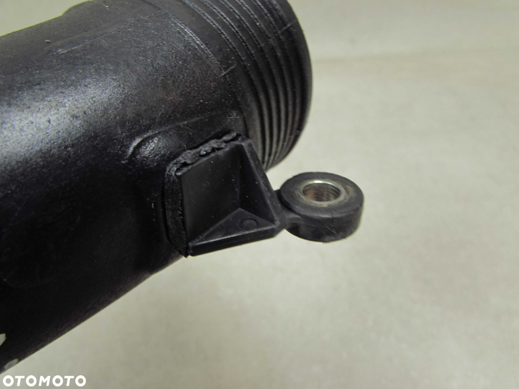 VOLVO XC90 2.4 D5 RURA PRZEWOD POWIETRZA DOLOT 30714480 30714479 06- - 5
