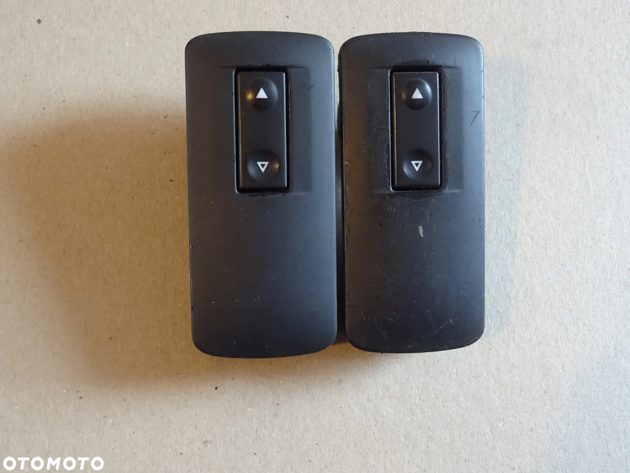 PANEL PRZEŁĄCZNIK SZYB LUSTER OPEL SIGNUM VECTRA C - 12