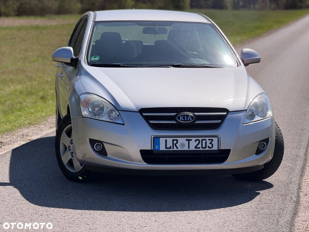 Kia Ceed 1.4 CVVT LX - 12