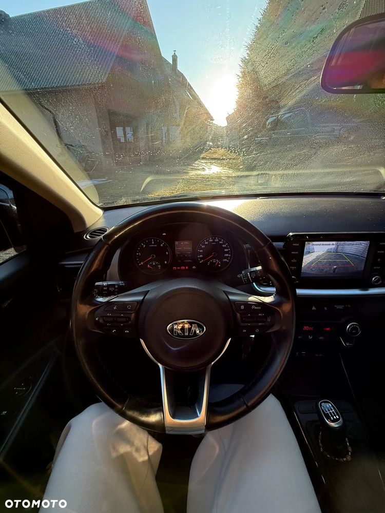 Kia Stonic 1.6 CRDi L - 14