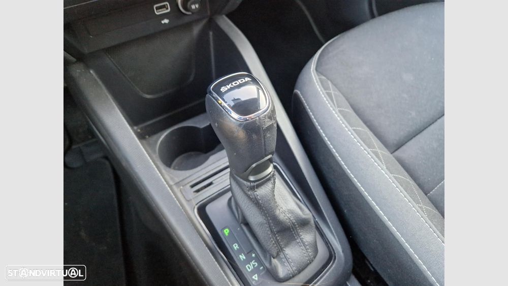 Skoda Fabia 1.0 TSI Ambition DSG - 11