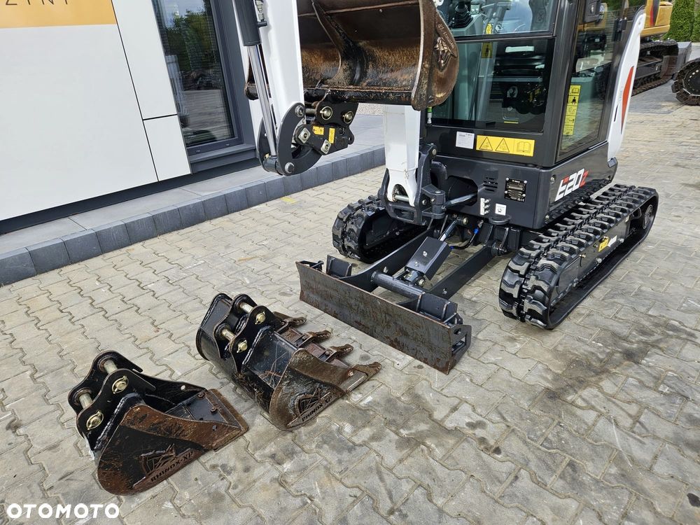 Bobcat E20Z | DEMO WERSJA | MINIKOPARKA | 2025 | 250 mth | E19Z E16Z E26Z 301.8 CR 301 302 - 28