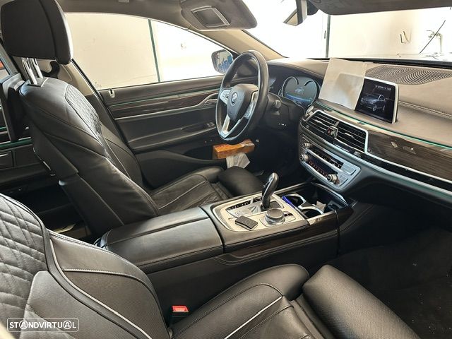 BMW 740 Le iPerformance - 5