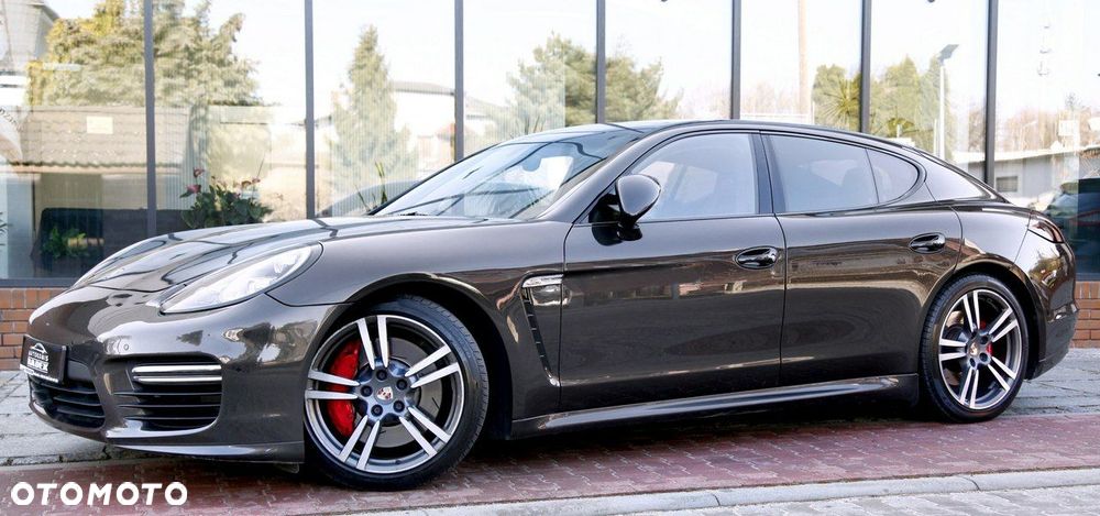 Porsche Panamera - 23