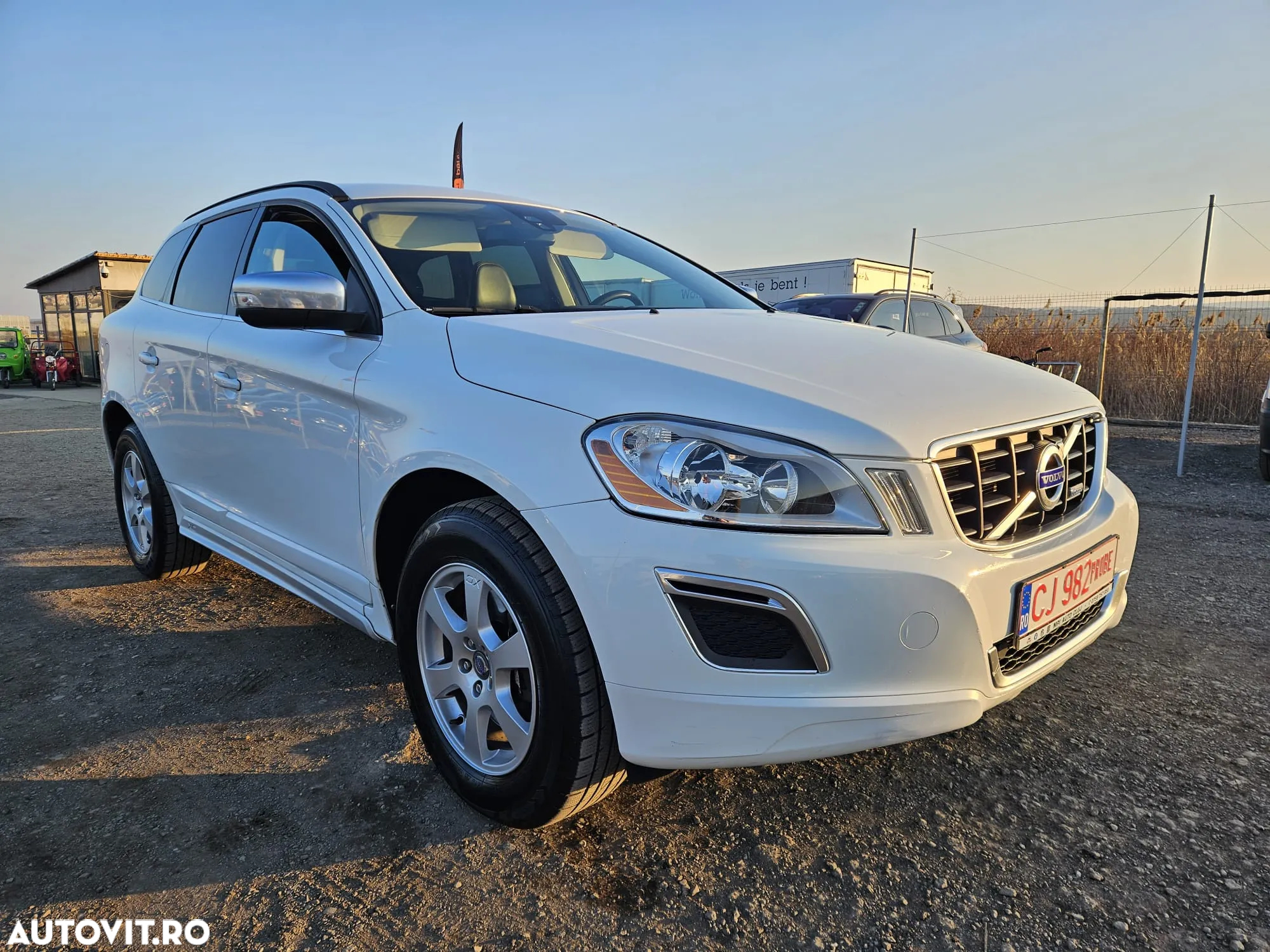 Volvo XC 60 2.4D Aut. RDesign - 10