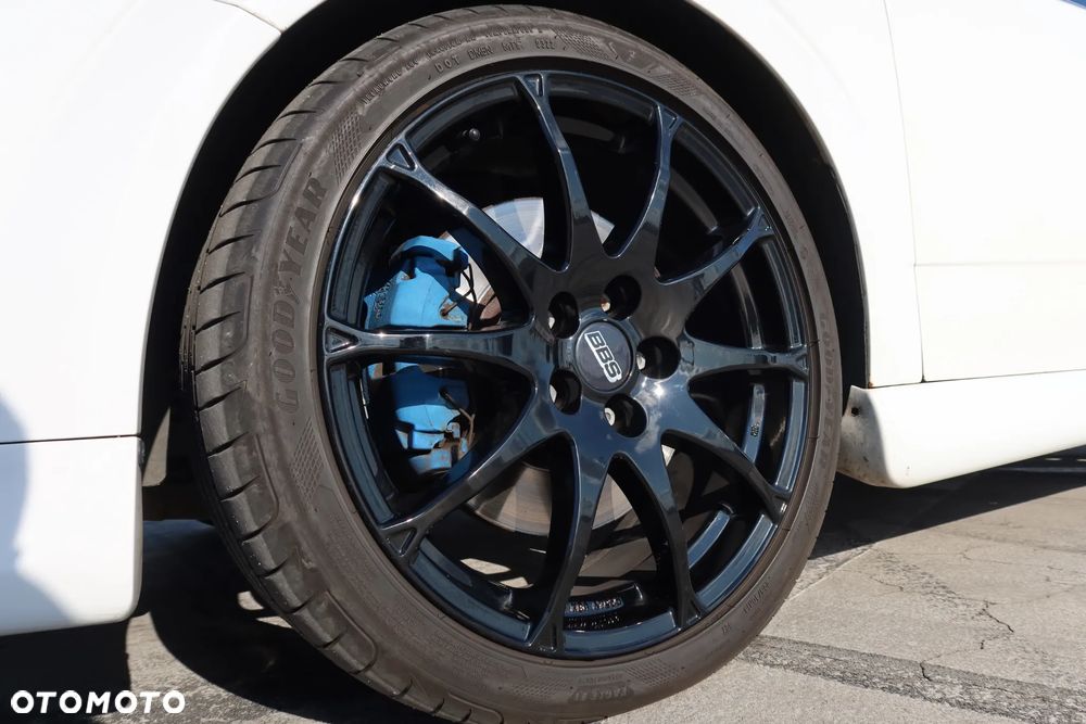 Opel Astra OPC Nürburgring Edition - 8