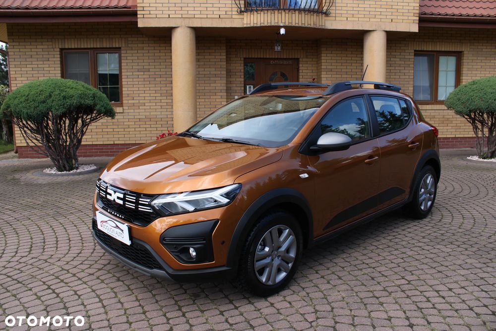 Dacia Sandero Stepway 1.0 TCe Comfort CVT - 1