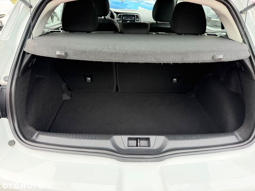 Renault Megane TCe 140 GPF INTENS - 20