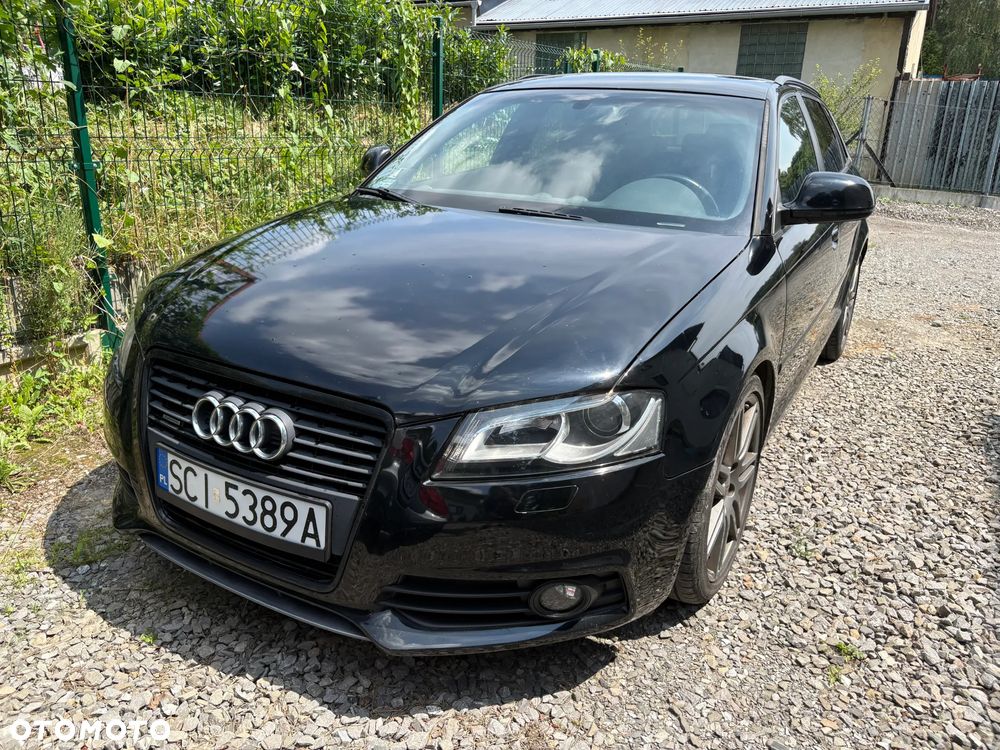 Audi A3 Sportback 2.0 TDI DPF Quattro Ambiente - 2